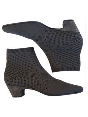 Eileen Fisher Dark Grey Knit Ankle Boots Women’s Size 7